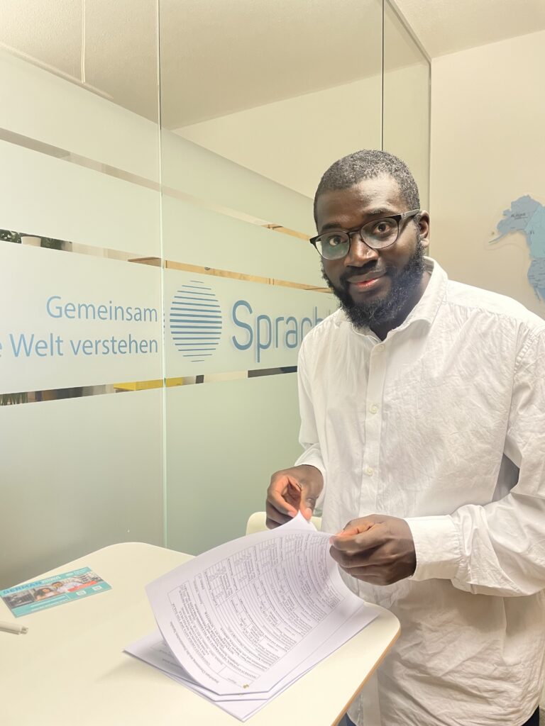 Anselme Nkeumo, Praktikant bei SprachUnion